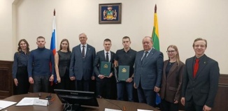 Молодежные палаты дум Тюмени и Екатеринбурга договорились о сотрудничестве